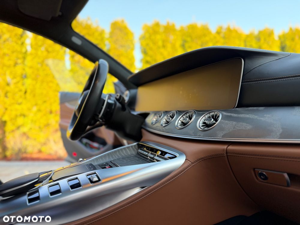 Mercedes-Benz AMG GT 43 4-Matic+ - 13