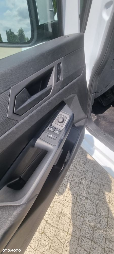 Ford Transit Connect / VW Caddy - 20