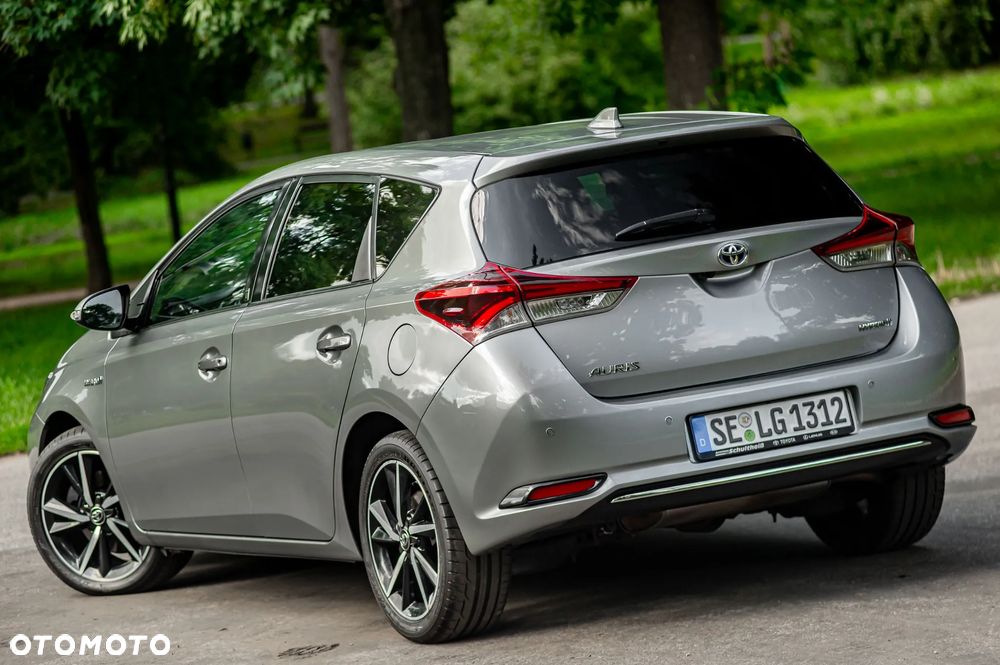 Toyota Auris Hybrid 135 Premium - 14