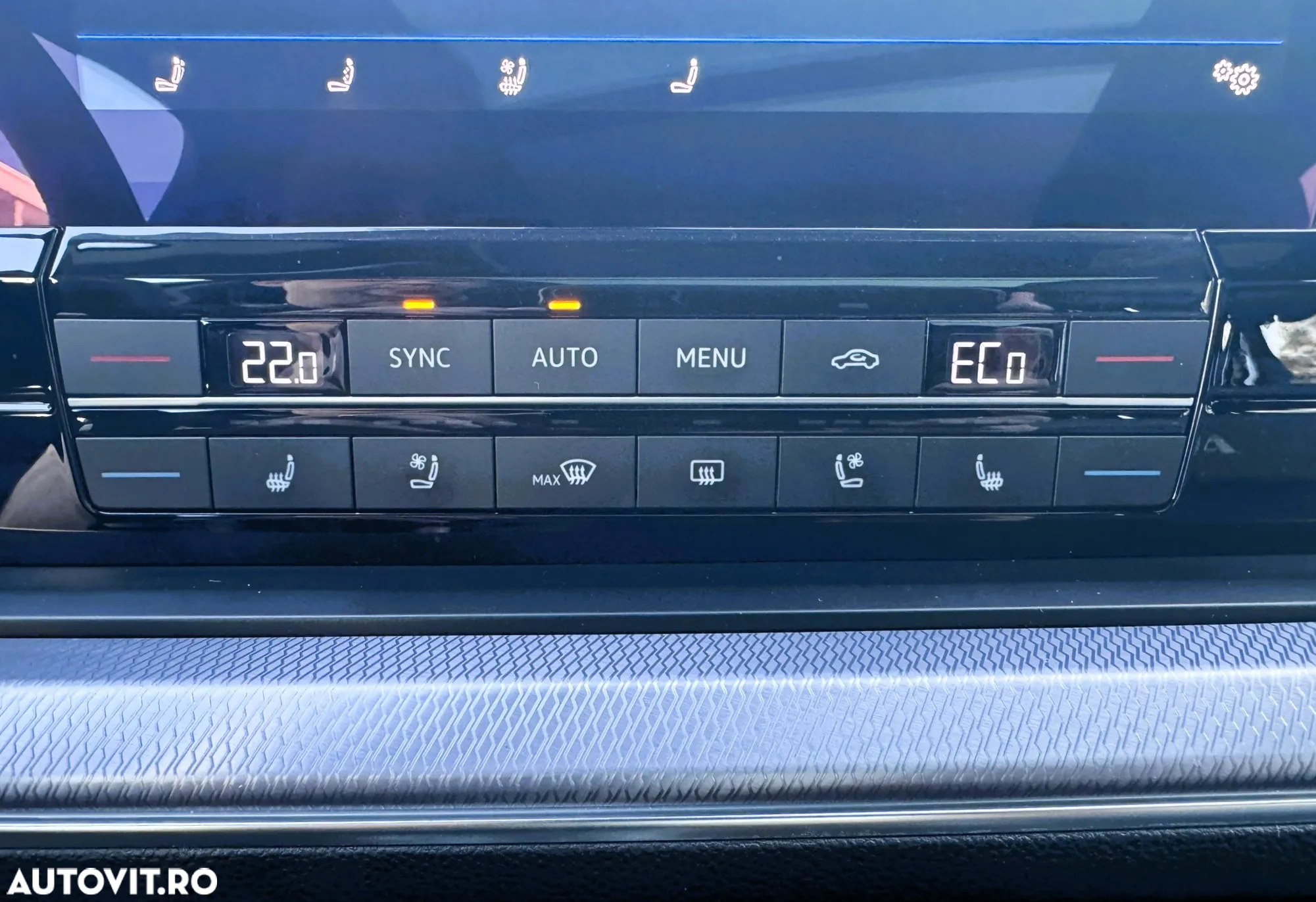 Volkswagen Touareg V6 TDI R-Style - 17