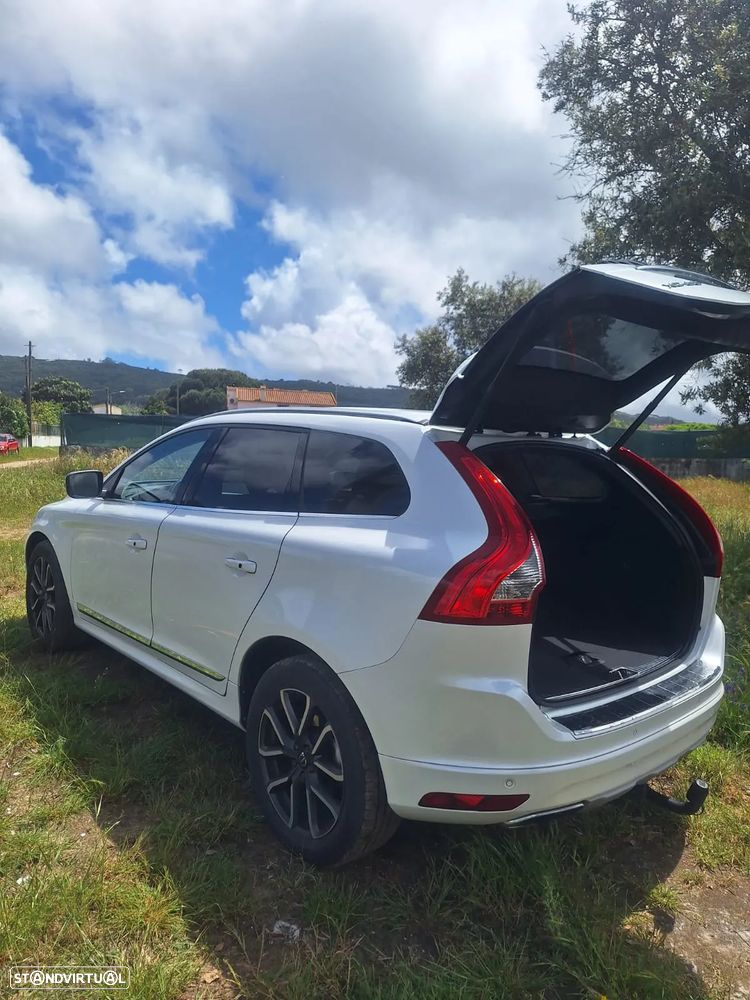 Volvo XC 60 2.0 D4 Summum Geartronic - 5