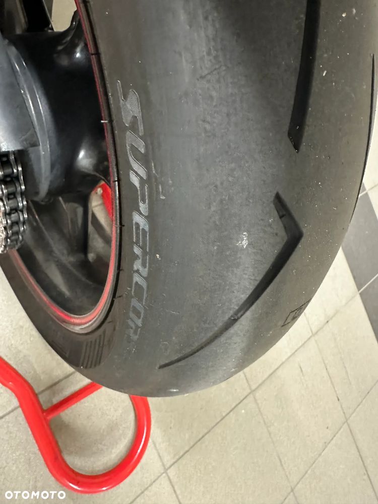 Triumph Daytona - 14