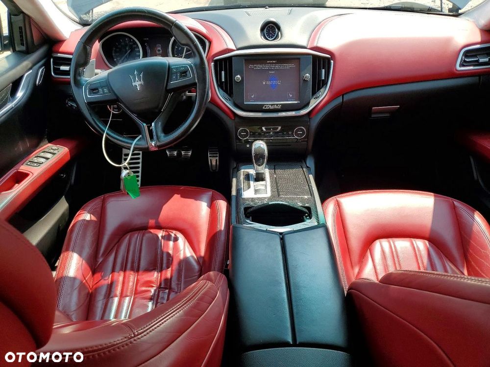 Maserati Ghibli Standard - 10