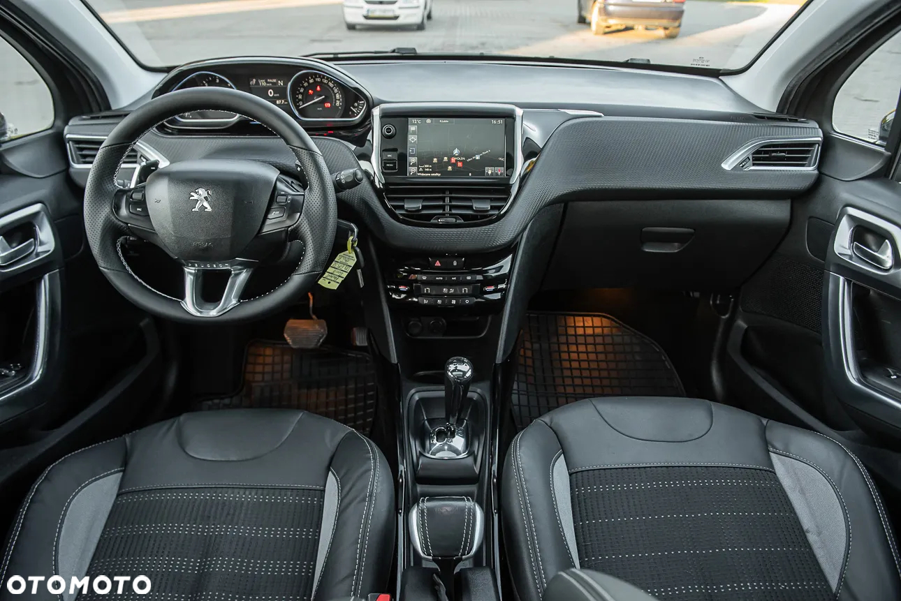 Peugeot 2008 e-HDi FAP 92 EGS6 STOP & START Allure - 24