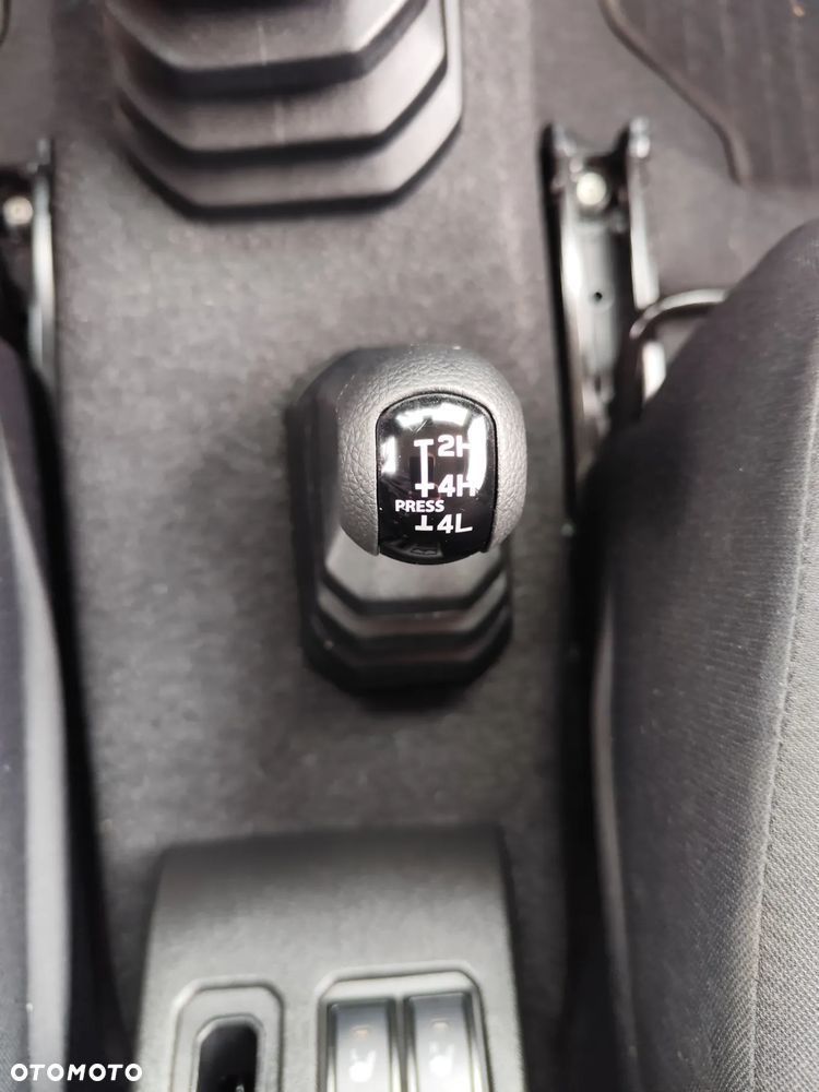 Suzuki Jimny 1.5 Pro - 18