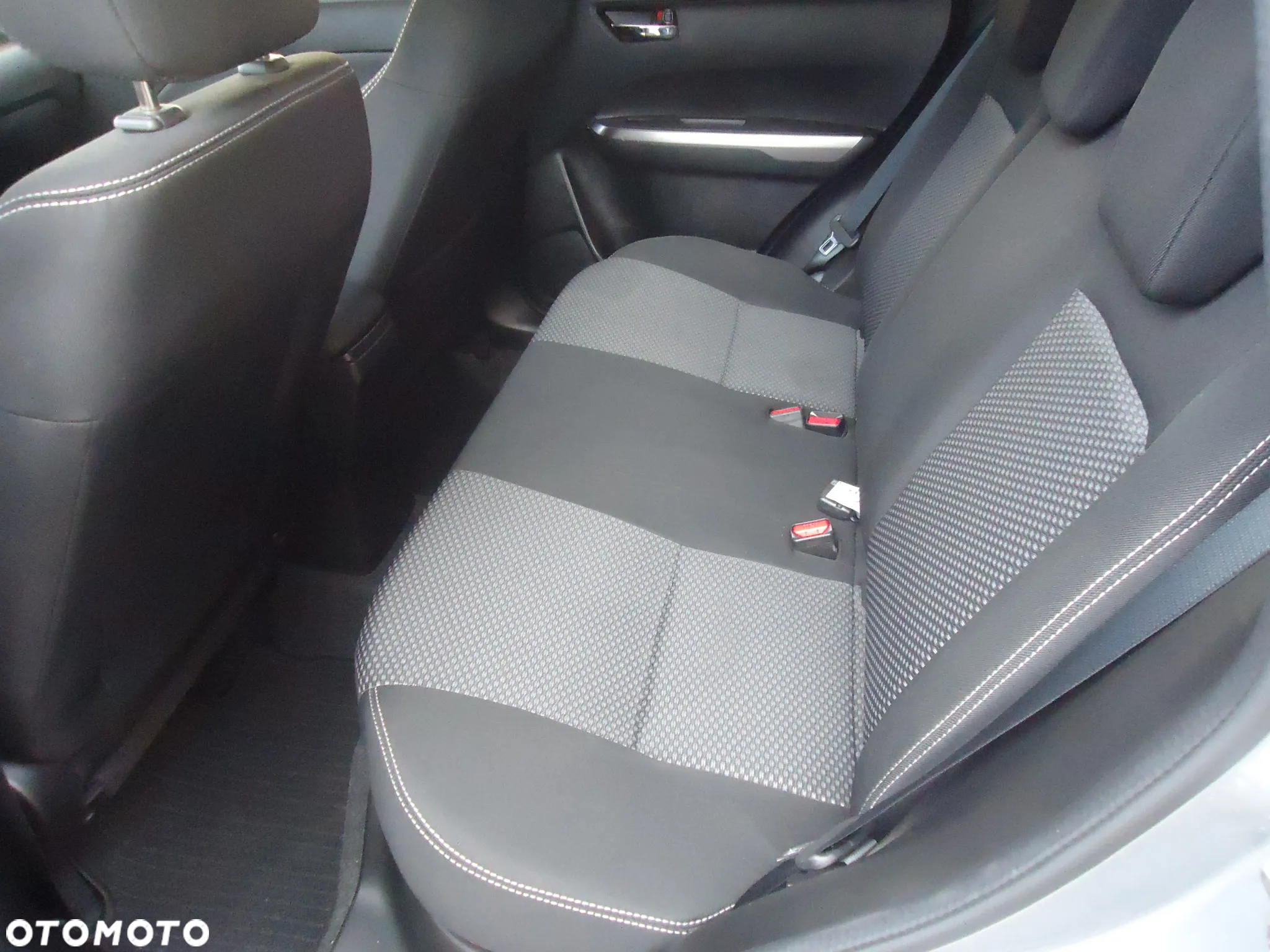 Suzuki Vitara 1.4 Boosterjet Premium 2WD - 14
