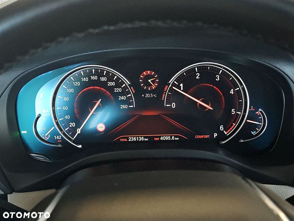 BMW X3 xDrive20d - 20