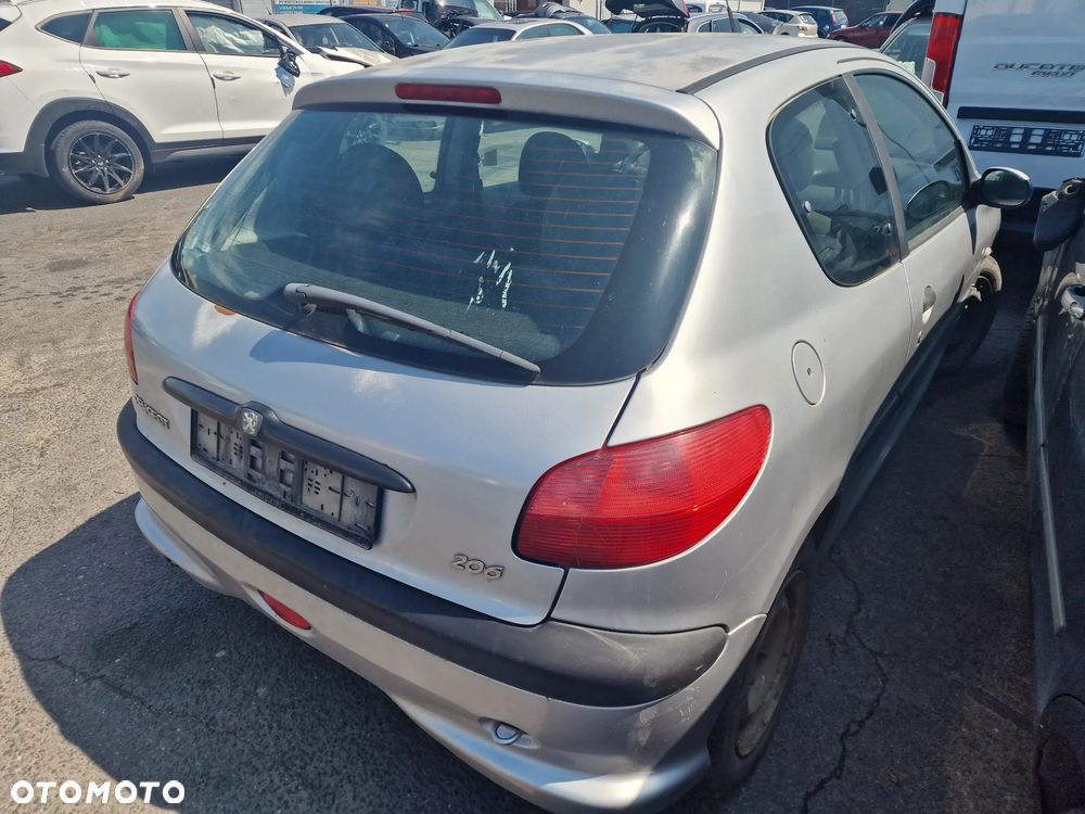 Peugeot 206 1.4kat 2000r 55KW Cały na części - 3