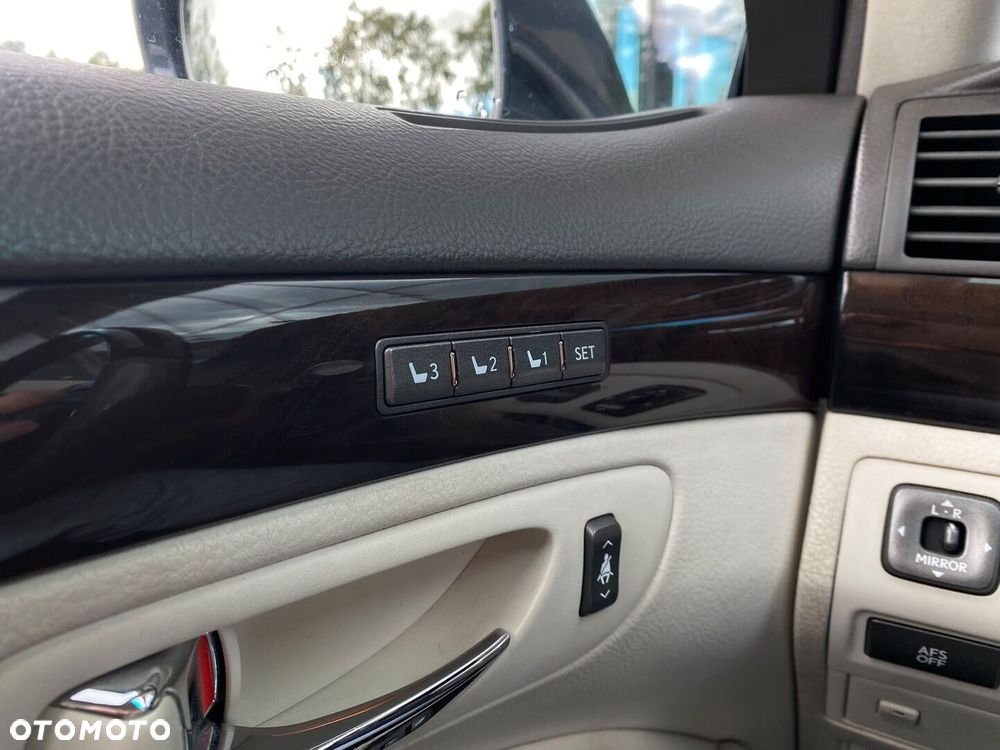 Lexus LS - 35