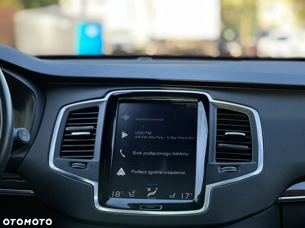 Volvo XC 90 - 22