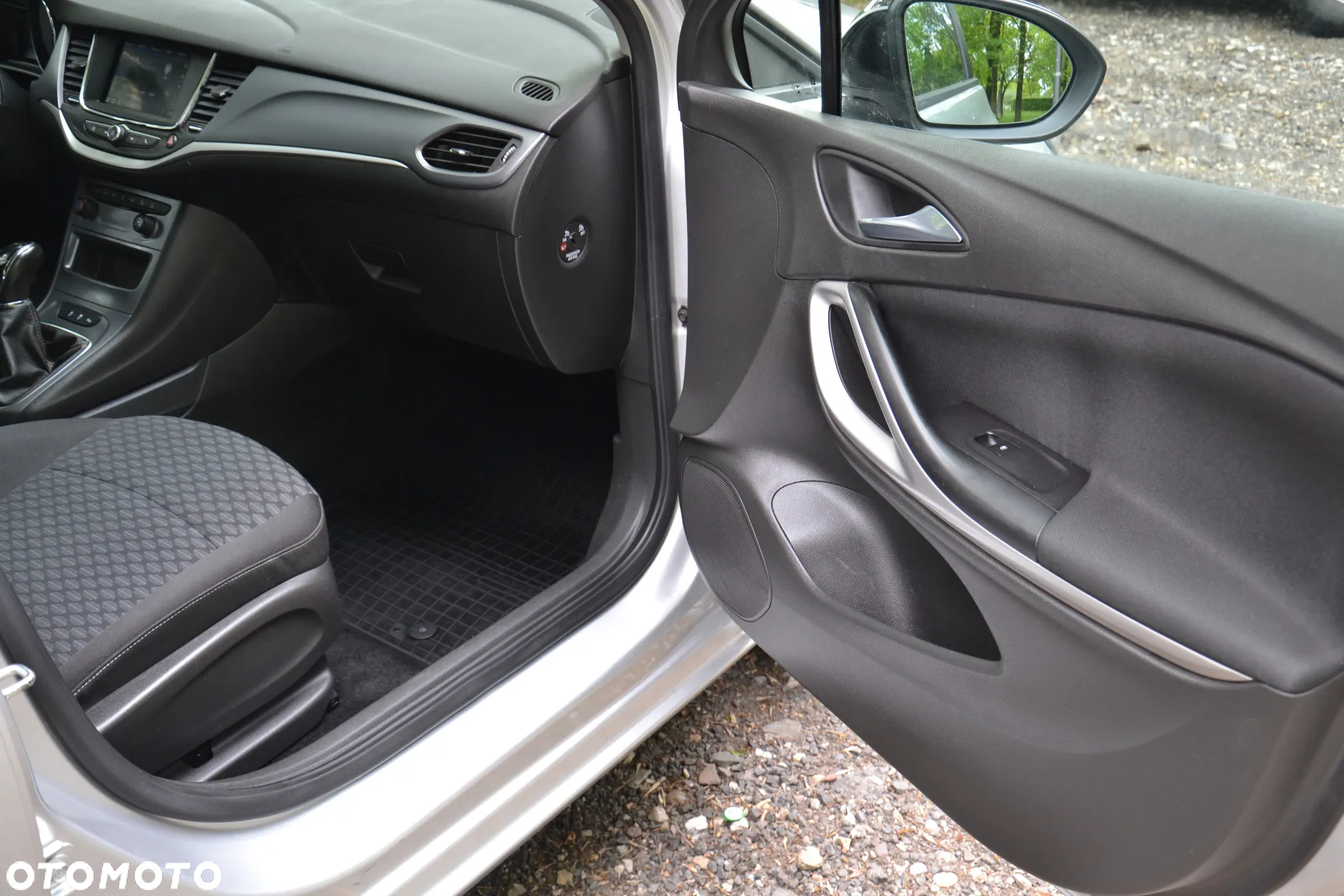 Opel Astra V 1.2 T Edition S&S - 25