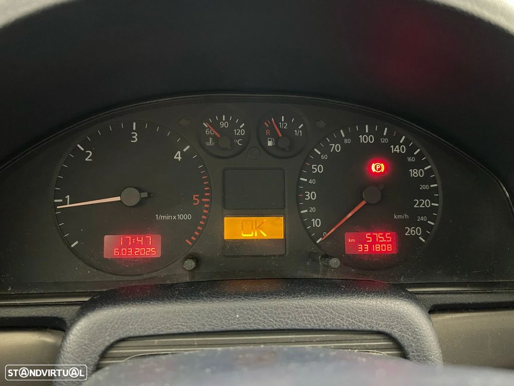 Audi A4 Avant 1.9 TDI Attraction - 10