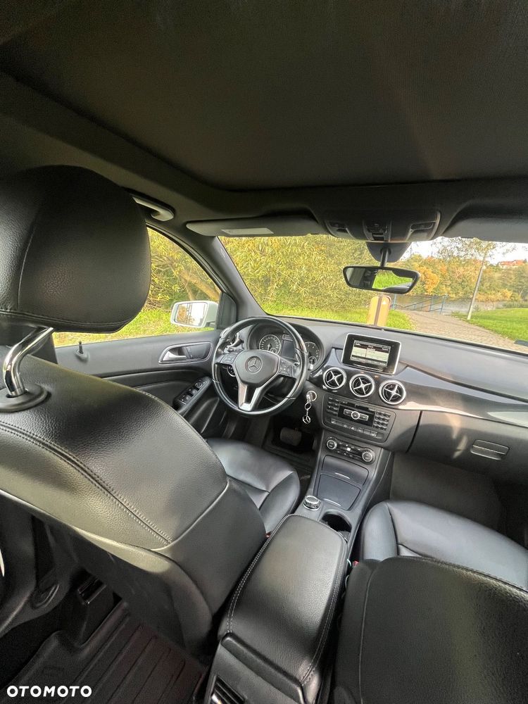 Mercedes-Benz Klasa B 250 - 8