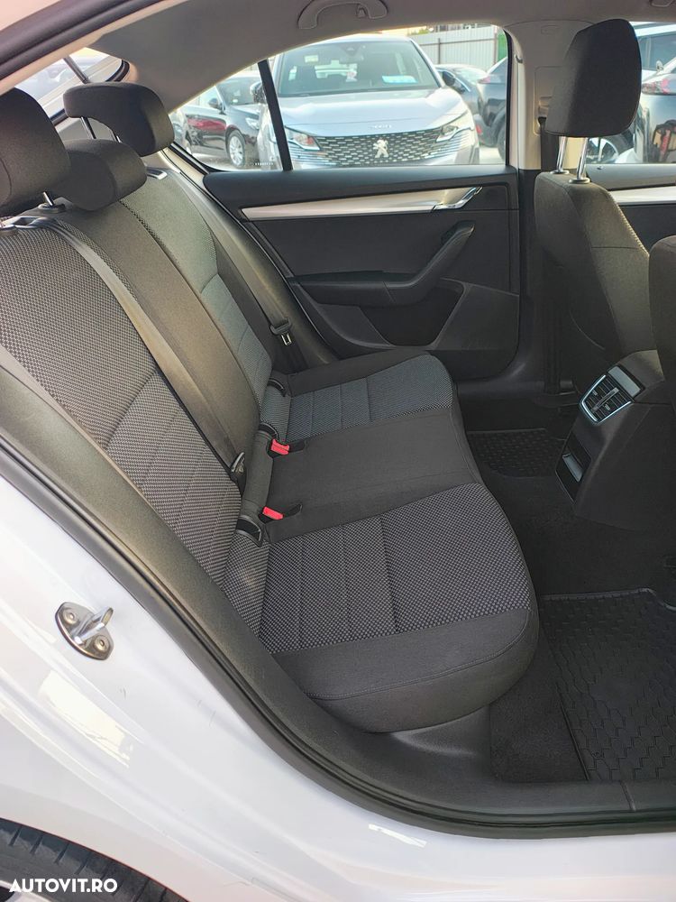 Skoda Octavia 1.6 TDI Green tec Ambition - 20