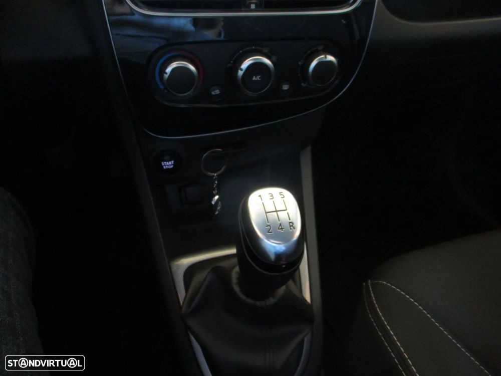 Renault Clio Sport Tourer 1.2 TCe GT Line - 22