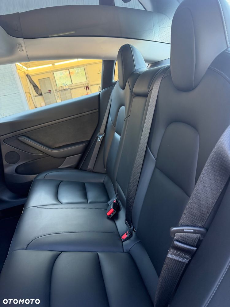 Tesla Model 3 Langstreckenbatterie Allradantrieb Dual Motor Performance - 25