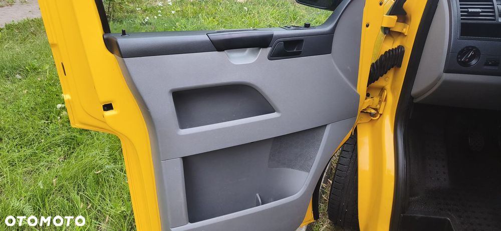 Volkswagen TRANSPORTER T5 - 31