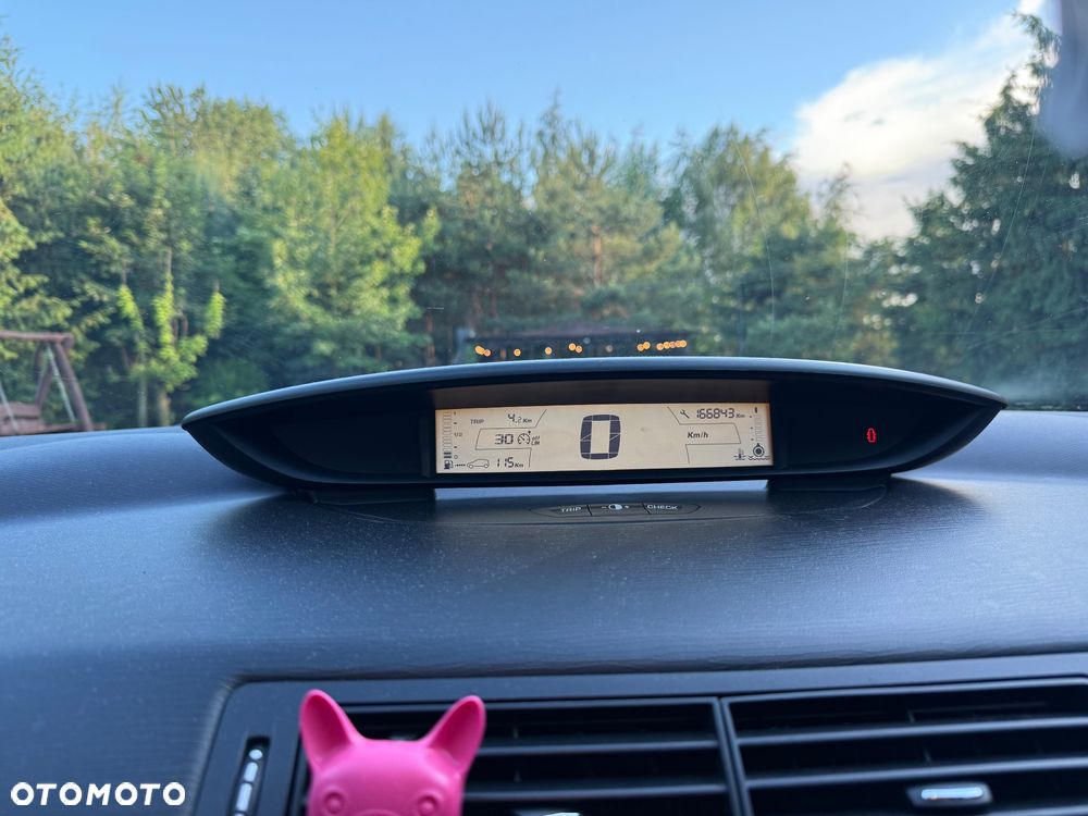 Citroën C4 1.6 16V Magic - 16