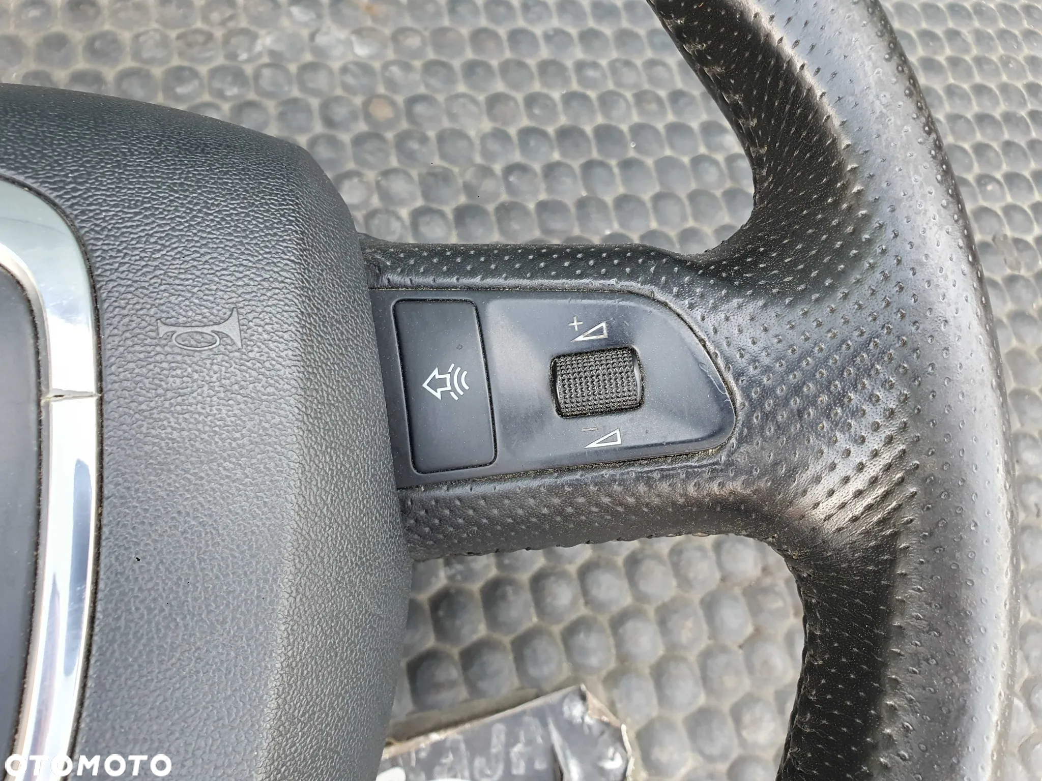 Kierownica Trzy 3 Ramienna Czarna Pikowana Skóra Air Bag Poduszka Wtyczka AUDI A4 B6 B7 - 6