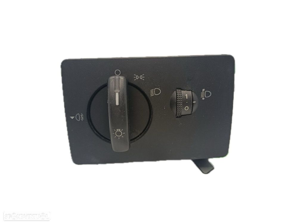 Comutador / Botão Luzes Ford Fiesta V Van - 1