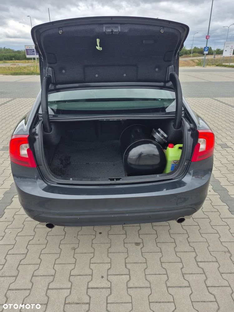 Volvo S60 T6 AWD Summum - 9