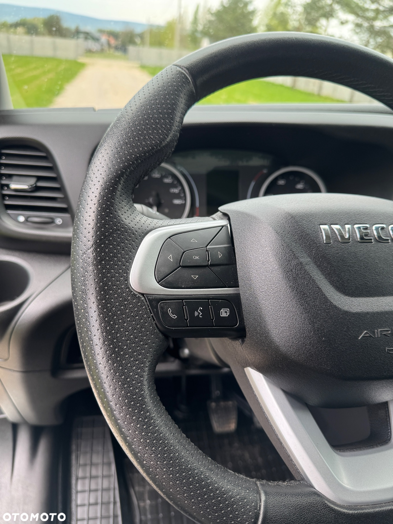 Iveco DAILY - 12