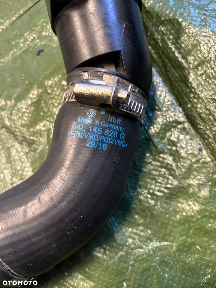 VW Tiguan II Golf VII rura przewód intercoolera 04L145828G - 4