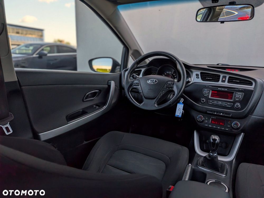 Kia Ceed 1.6 GDI L - 12