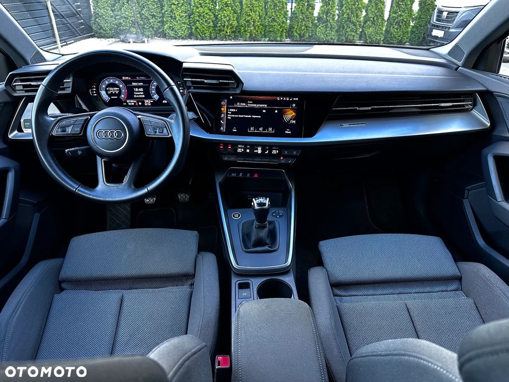 Audi A3 Sportback 35 TFSI advanced - 18