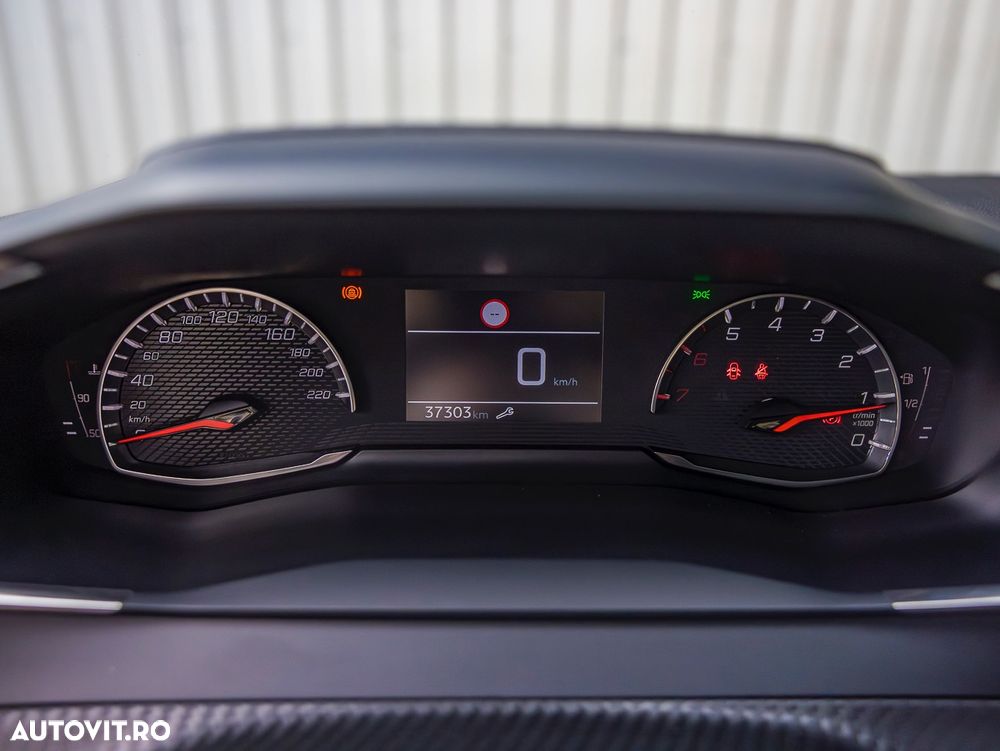 Peugeot 208 1.2 L PureTech STT Active - 20