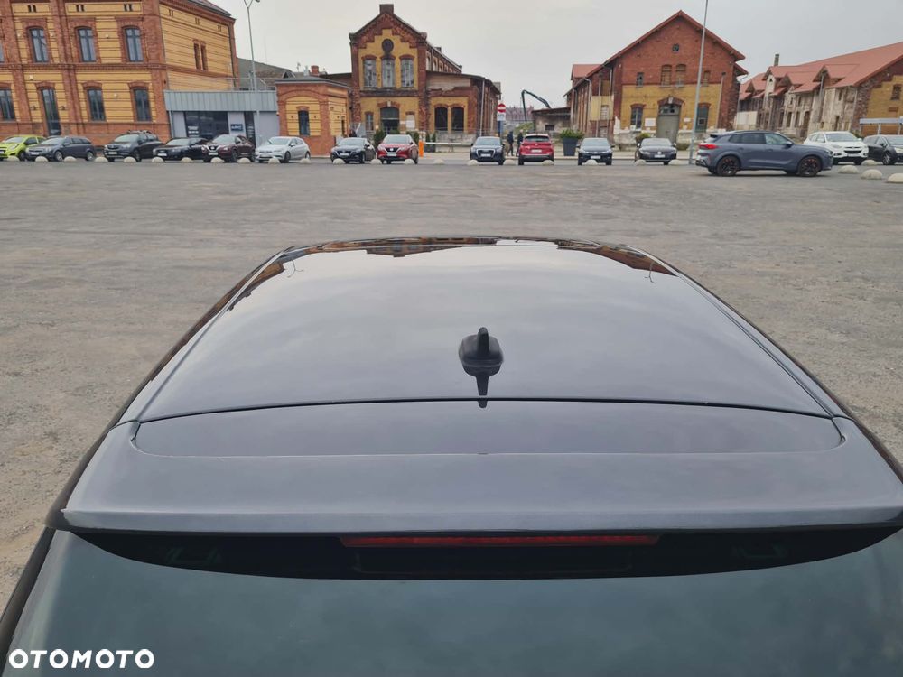 Volkswagen Golf 2.0 GTI DSG - 10