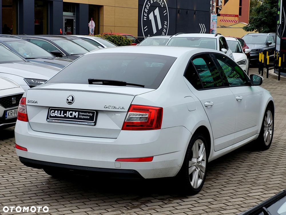 Skoda Octavia 1.4 TSI Style DSG - 3