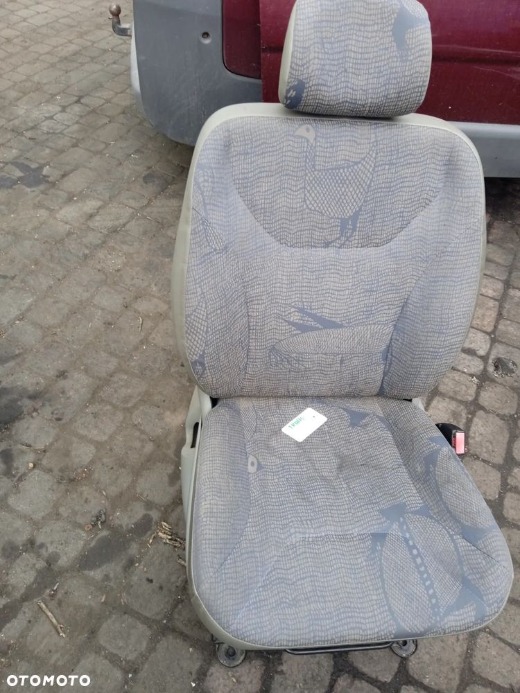 FOTEL KIEROWCY RENAULT TRAFIC VIVARO PRIMASTAR 01-14 - 3