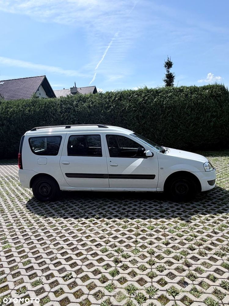 Dacia Logan 1.5 dCi Laureate BL2 - 4
