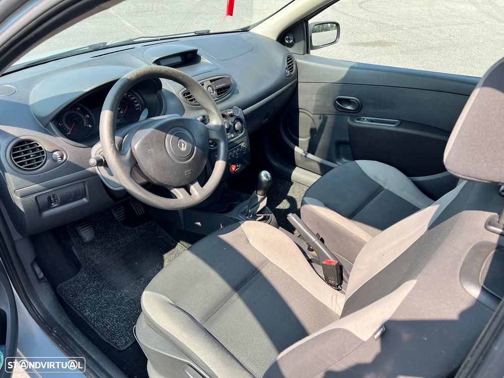 Renault Clio 1.5 dCi Dynamique S - 9
