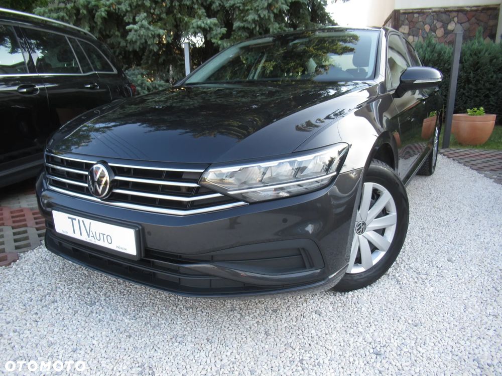 Volkswagen Passat 1.5 TSI EVO Essence - 1