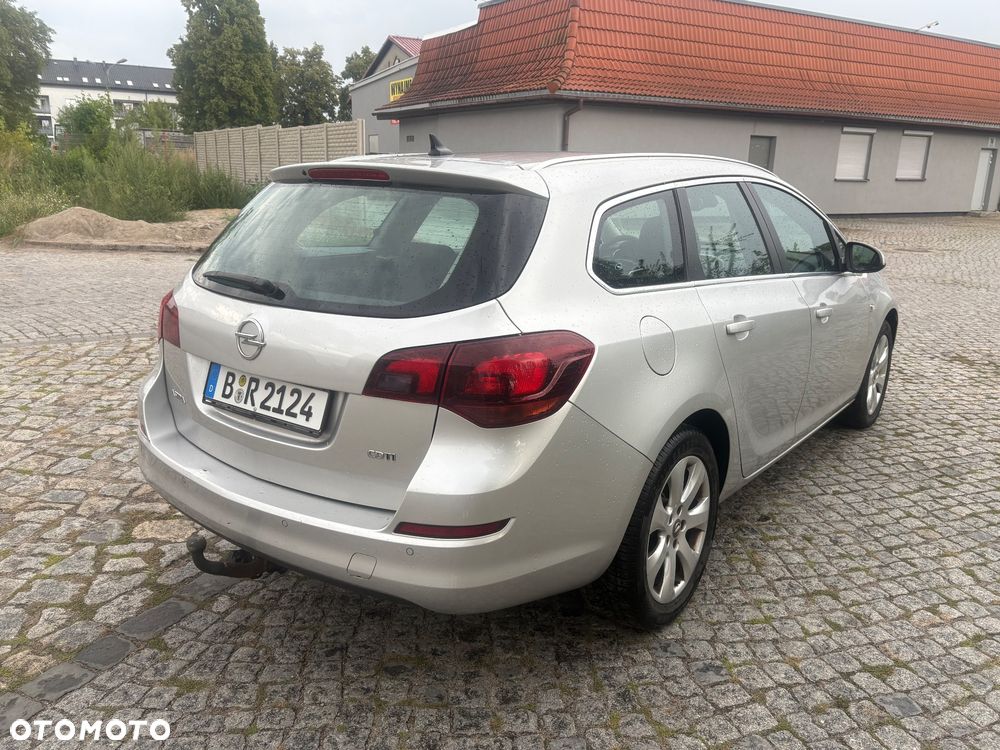 Opel Astra 1.7 CDTI Cosmo - 8