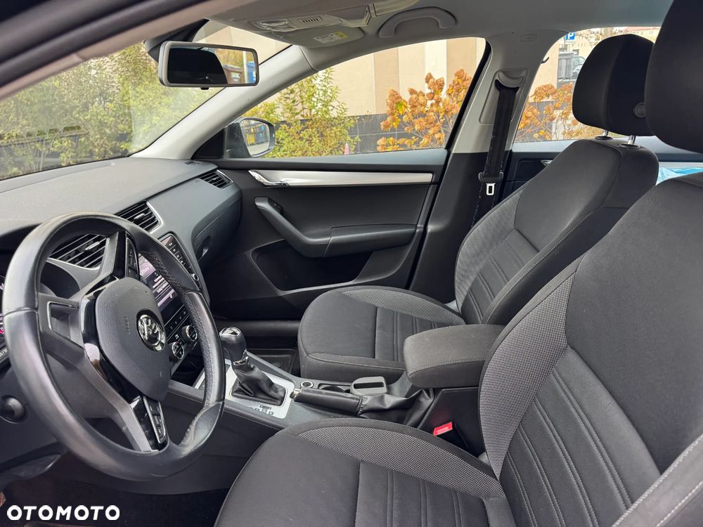 Skoda Octavia 1.5 TSI ACT Ambition DSG - 5
