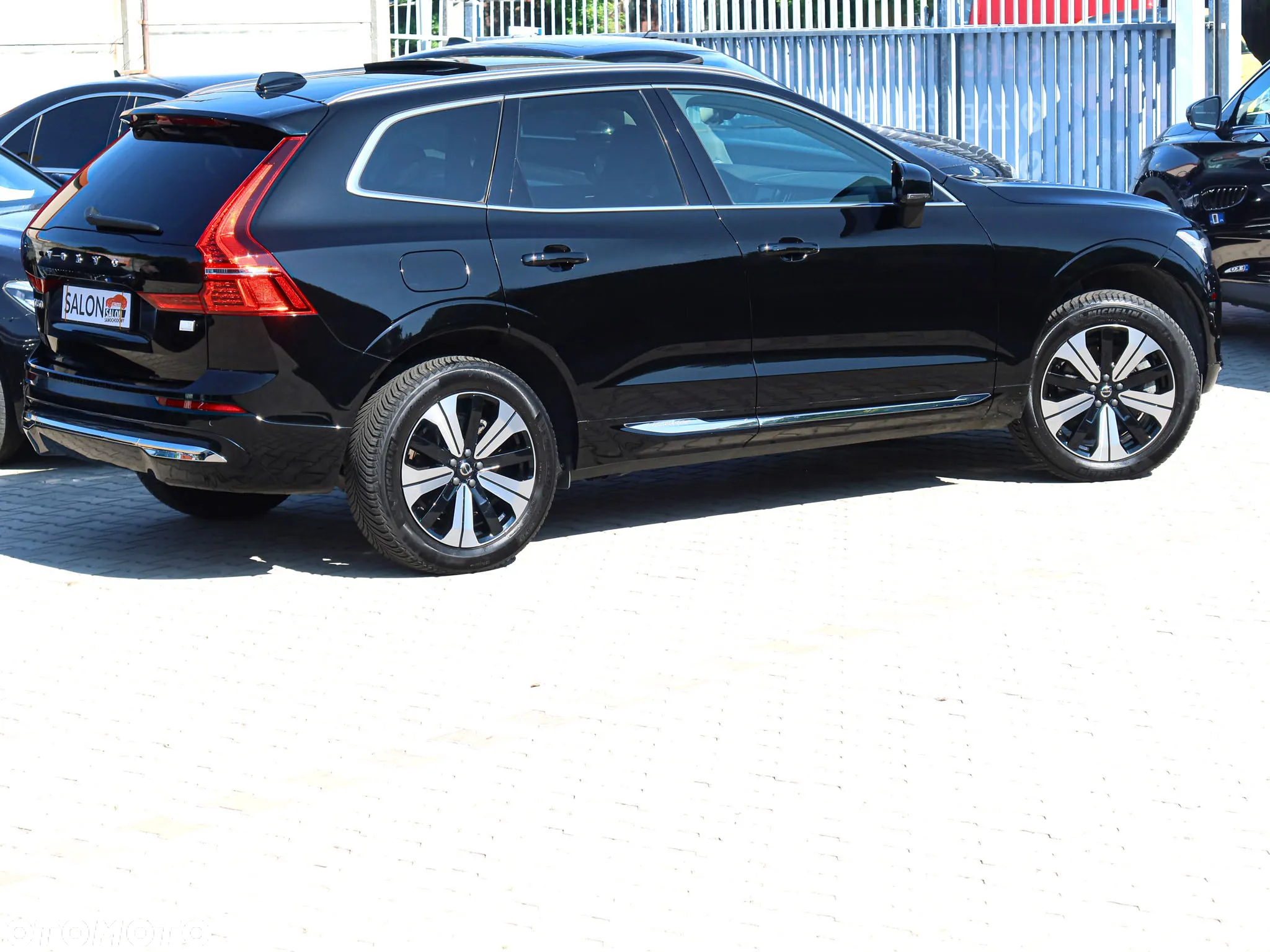 Volvo XC 60 T6 Plug-In Hybrid AWD Inscription - 37