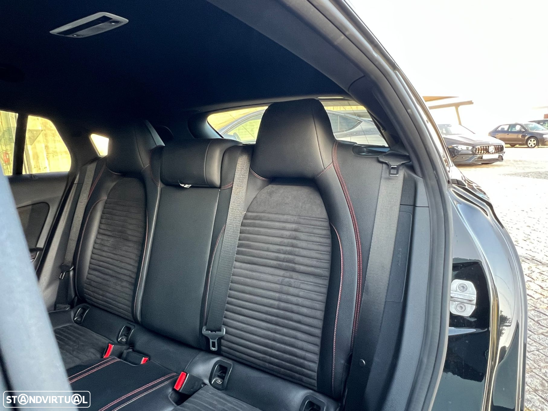 Mercedes-Benz CLA 180 d Shooting Brake AMG Line - 9