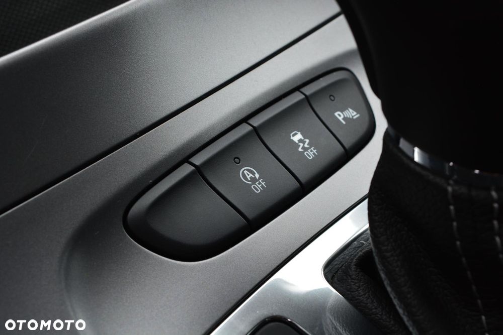 Opel Astra 1.4 T GPF Enjoy S&S - 23