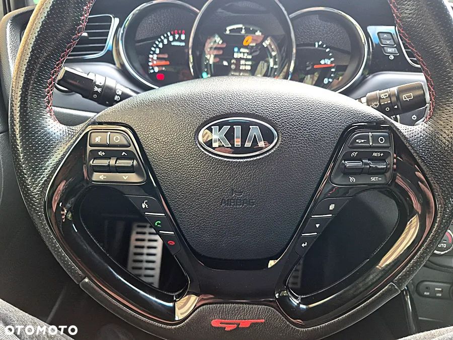 Kia Ceed 1.6 T-GDI GT - 20