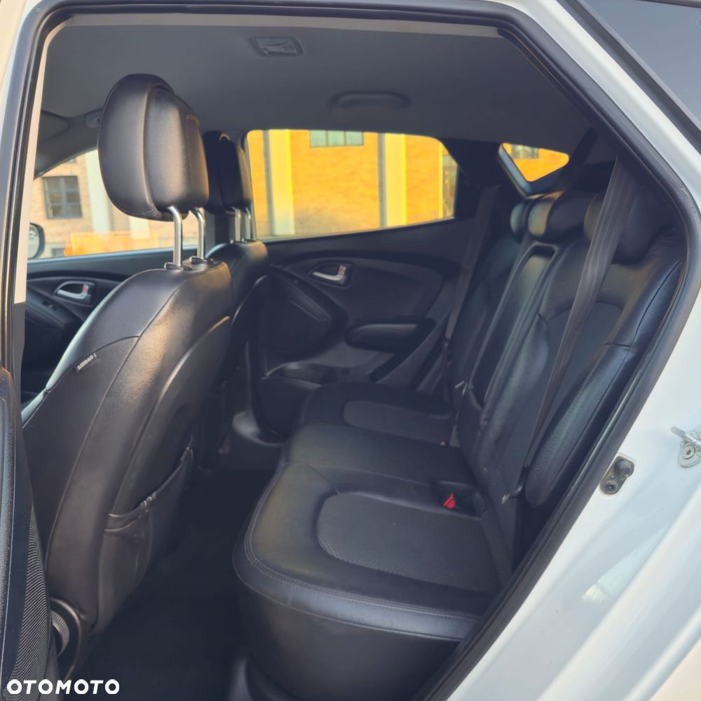 Hyundai ix35 - 11