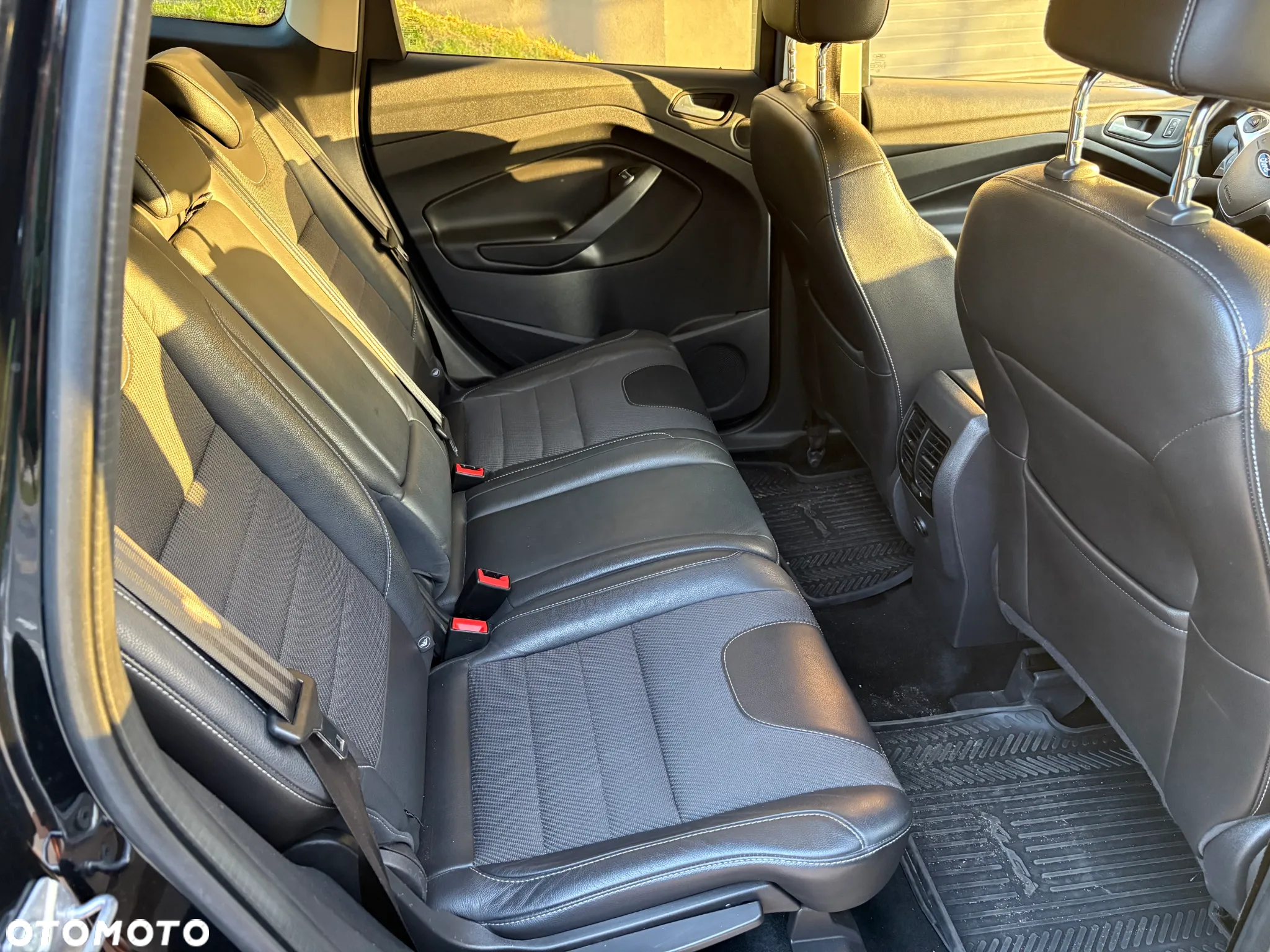 Ford Kuga 2.0 TDCi 4x4 Titanium - 12