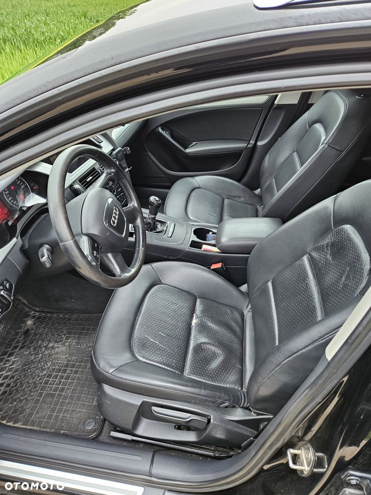 Audi A4 Avant 2.0 TDI - 6