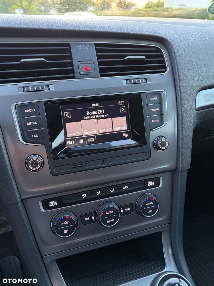 Volkswagen Golf 1.2 TSI BMT Start - 6