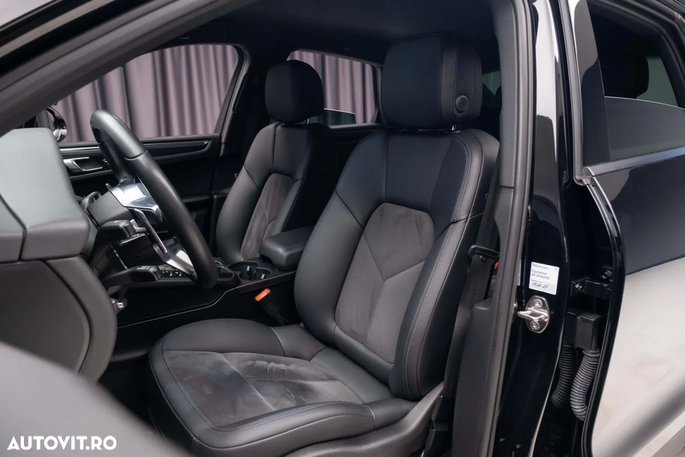 Porsche Macan Standard - 22