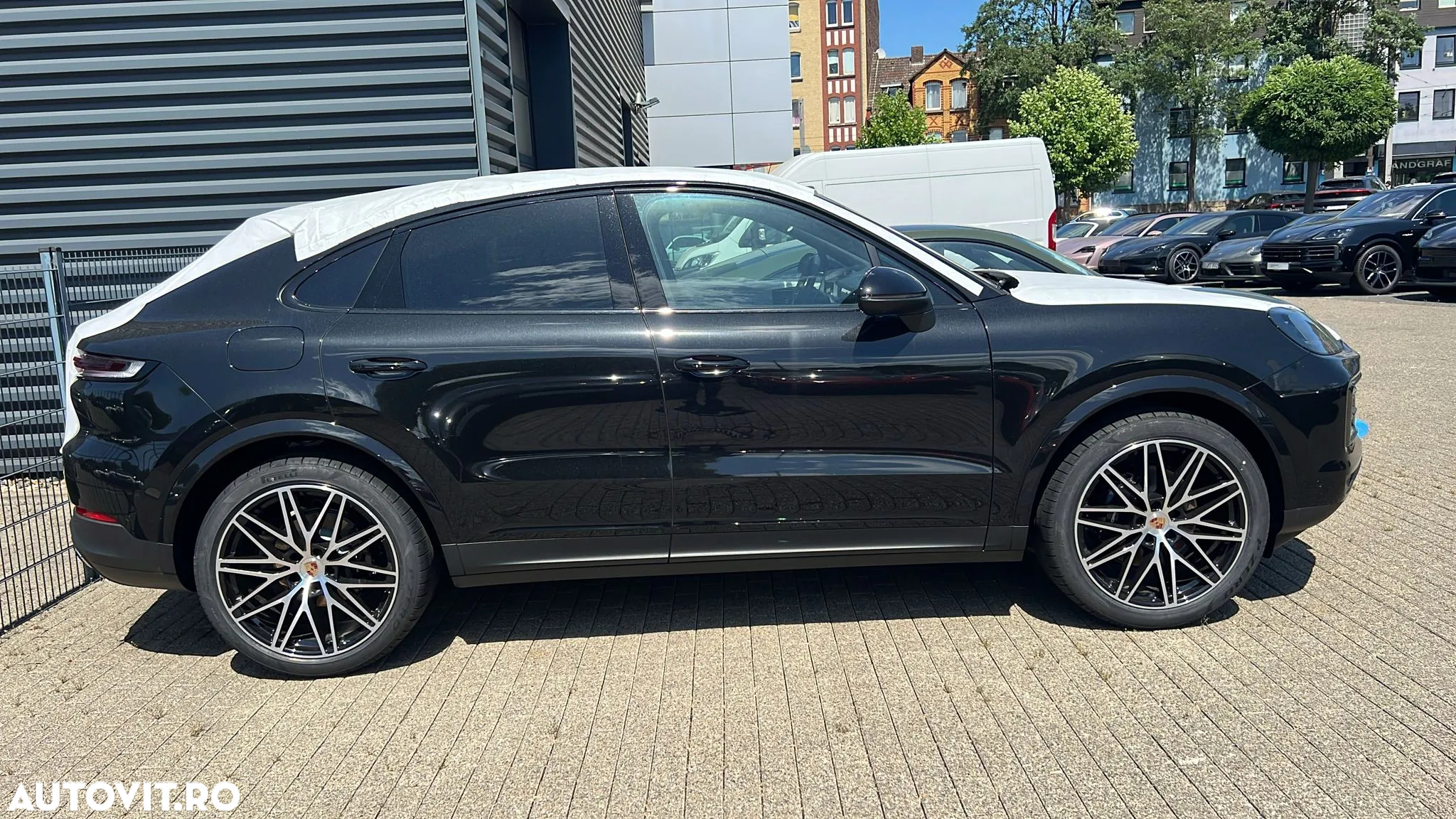 Porsche Cayenne Coupe - 3