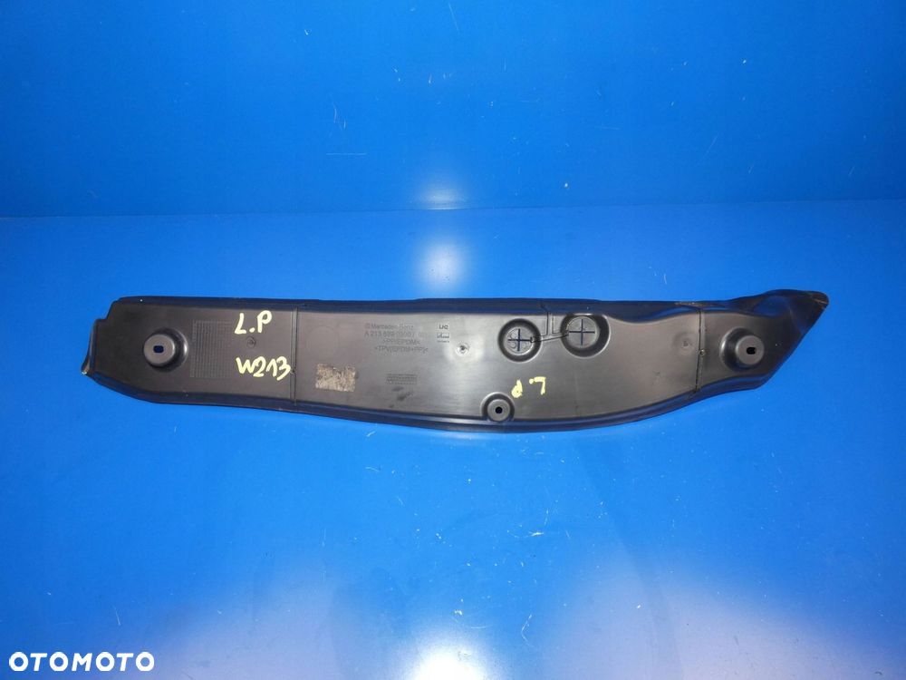 MERCEDES E KLASA W213 OSŁONA WYGŁUSZENIE BŁOTNIKA LEWY PRZÓD - 2