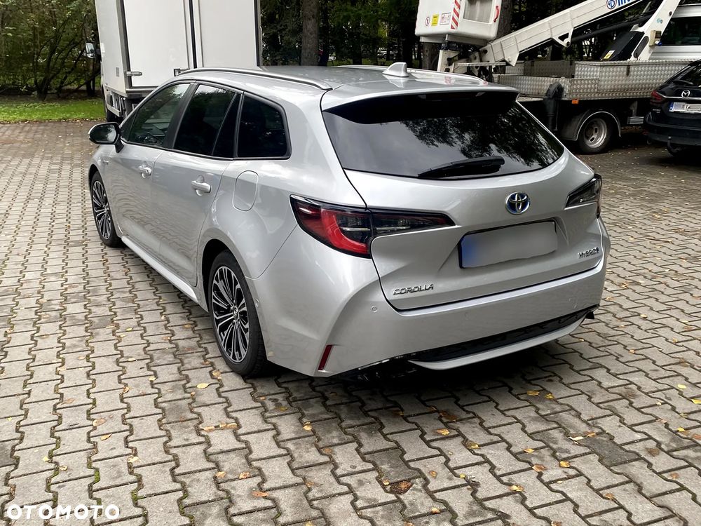 Toyota Corolla 2.0 Hybrid Comfort - 11